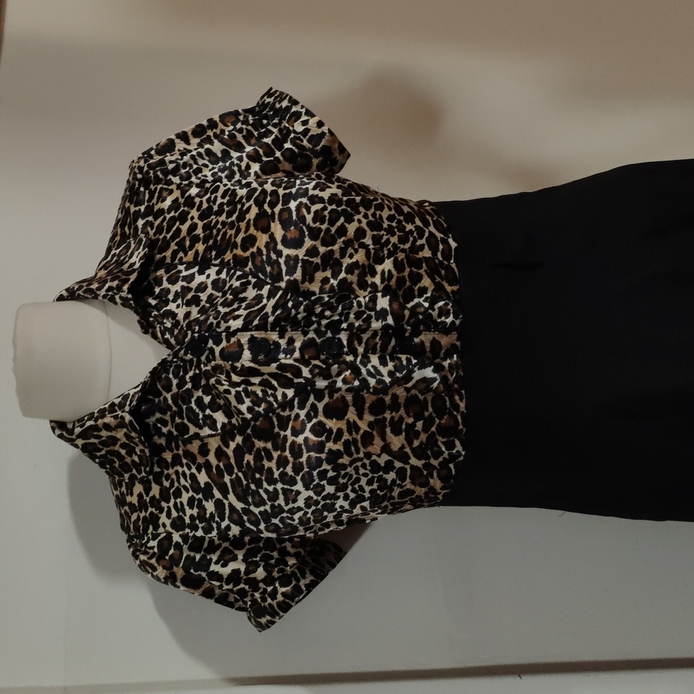 šLeopard Black Ruffle Dress - Picture 2 of 11